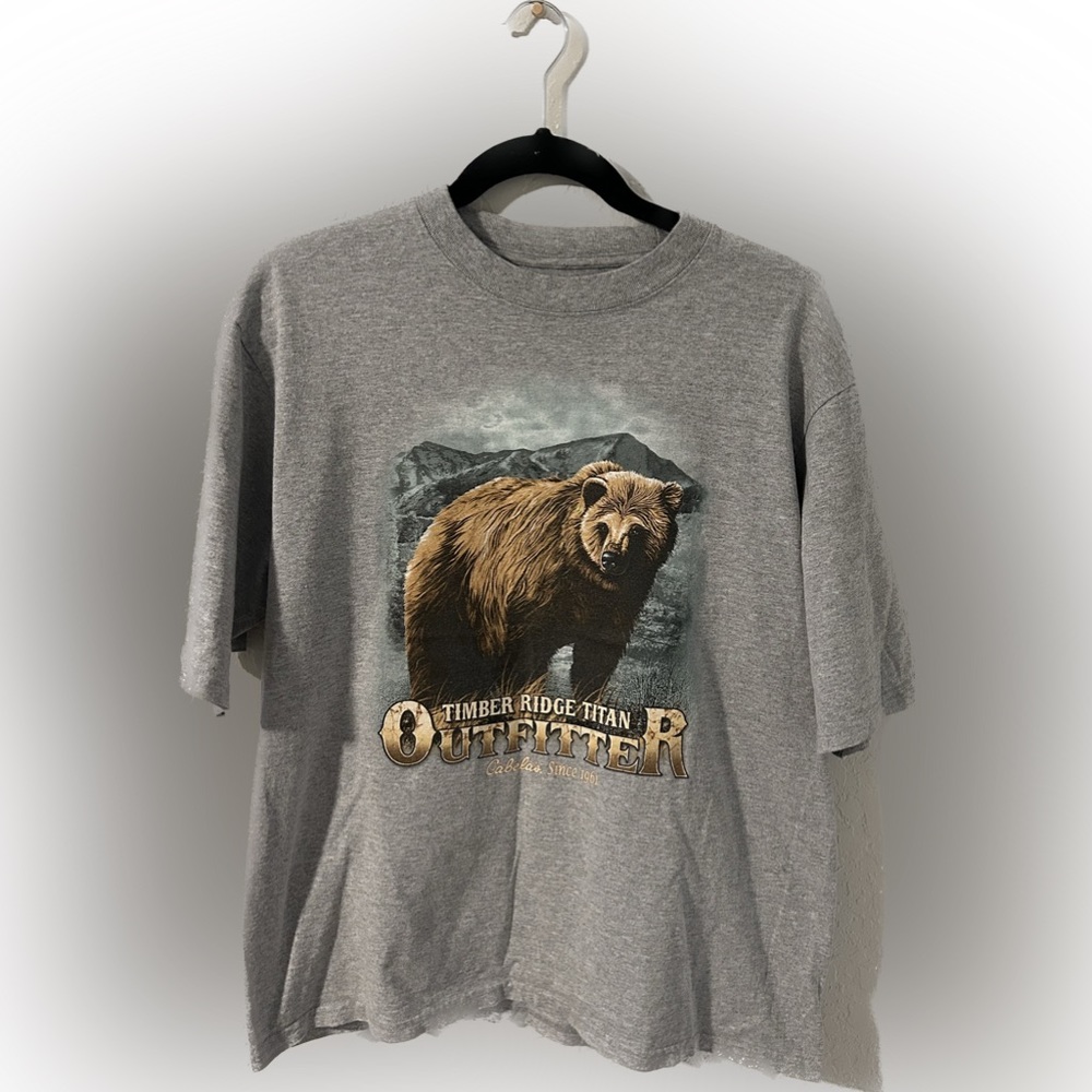 Vintage Cabela’s Graphic Tee